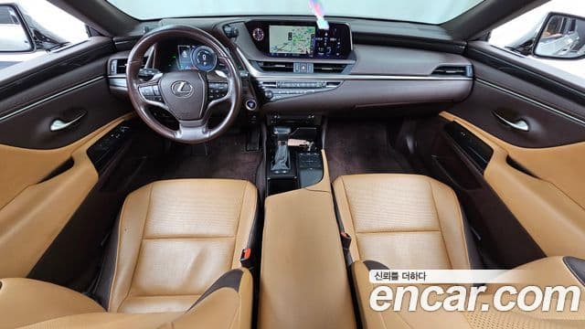 Lexus ES300h 2019 — Şəkil 7/20