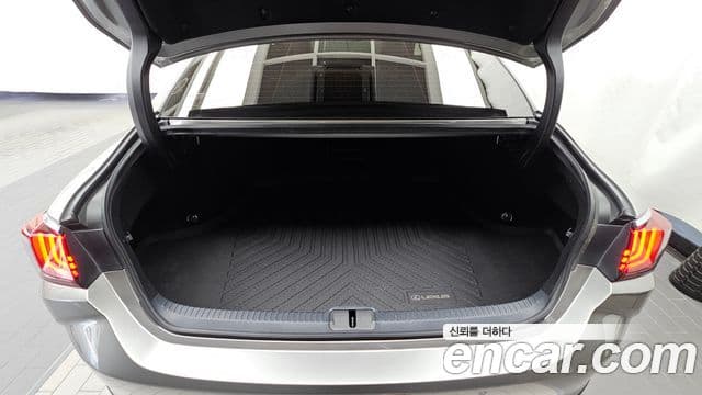 Lexus ES300h 2019 — Şəkil 20/20
