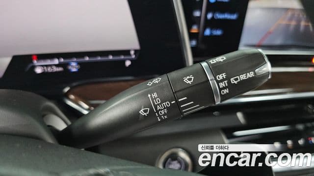 Cadillac Escalade 2021 — Photo 11/36