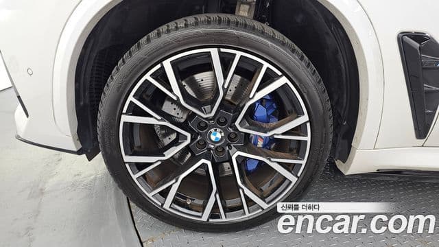 BMW X5M 2021 — Photo 17/20