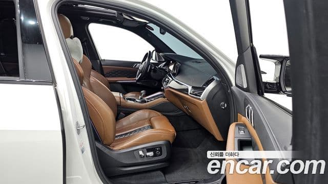 BMW X5M 2021 — Photo 18/20