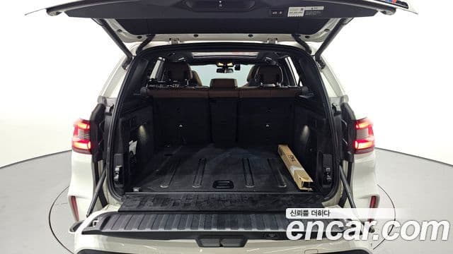 BMW X5M 2021 — Photo 16/20