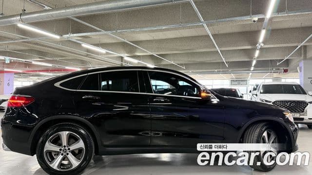 Mercedes-Benz GLC-Class 2019 — Şəkil 6/20