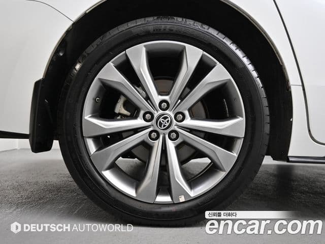 Toyota Sienna 2024 — ფოტო 4/20