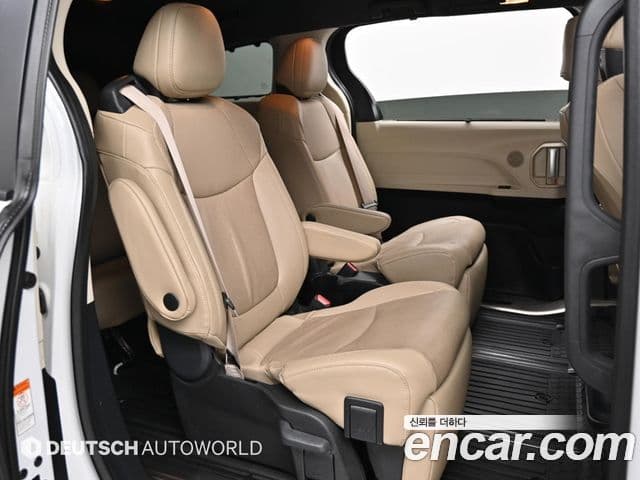 Toyota Sienna 2024 — ფოტო 12/20