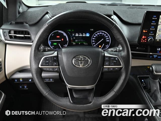 Toyota Sienna 2024 — ფოტო 13/20