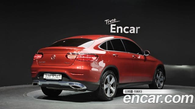 Mercedes-Benz GLC-Class 2019 — ფოტო 2/20