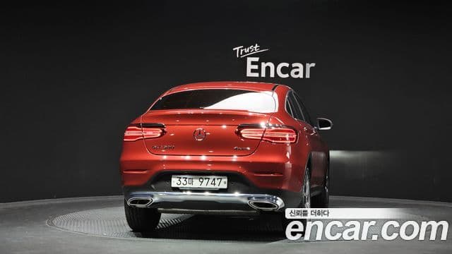 Mercedes-Benz GLC-Class 2019 — ფოტო 4/20