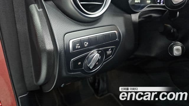 Mercedes-Benz GLC-Class 2019 — ფოტო 16/20