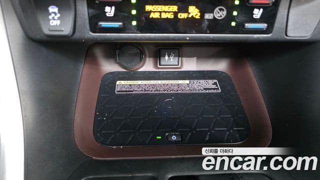 Toyota RAV4 2019 — Photo 31/34