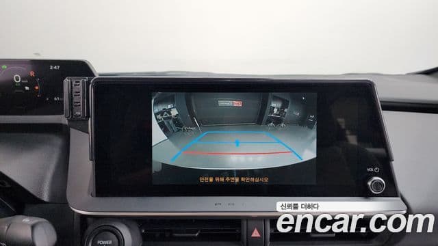 Toyota Prius 2025 — Фото 14/20