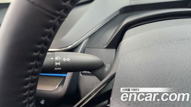 Toyota Prius 2025 — Photo 5/33