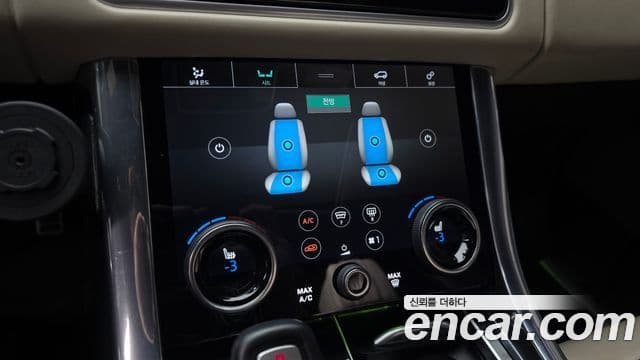 Land Rover Range Rover Sport 2018 — Фото 15/20