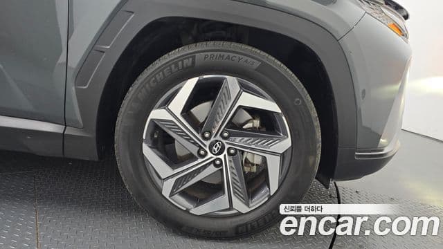 Hyundai The New Tucson 2021 — ფოტო 13/20