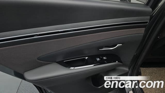 Hyundai The New Tucson 2021 — ფოტო 17/20