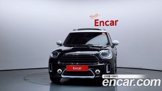 Mini Cooper D Countryman 2021 — Фото 2/20