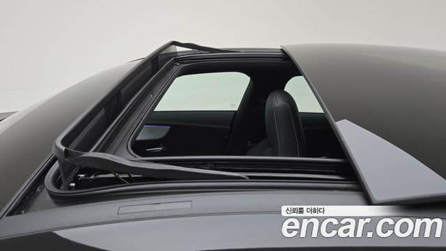 Mercedes-Benz CLA-Class 2025 — Фото 12/20