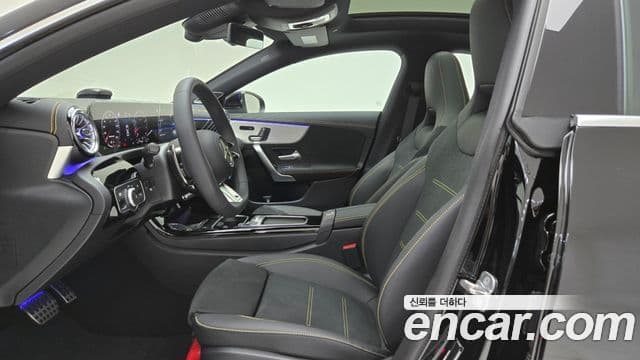 Mercedes-Benz CLA-Class 2025 — Фото 14/20