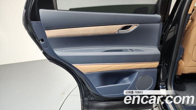 Genesis GV80 2021 — Photo 22/36