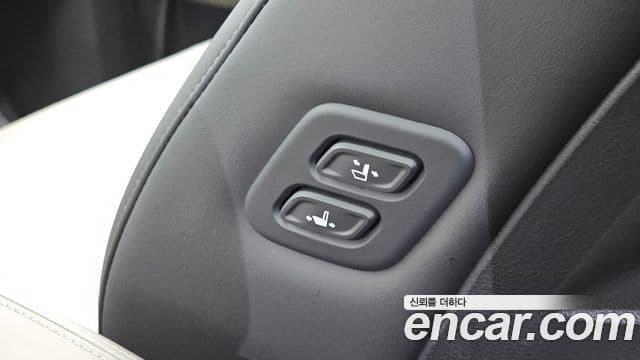Kia Carnival 2025 — Şəkil 18/20