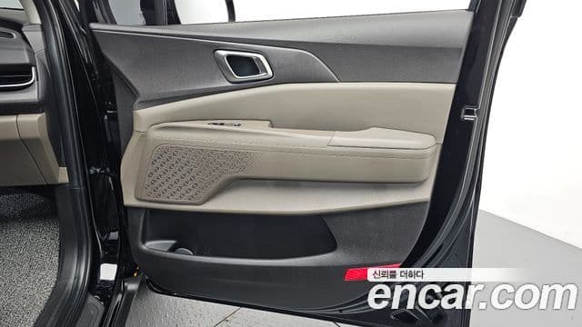 Kia Carnival 2025 — Photo 3/34