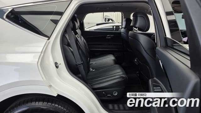 Genesis GV80 2021 — ფოტო 12/20