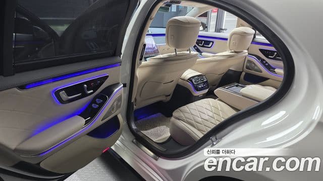 Mercedes-Benz S-Class 2023 — ფოტო 11/20