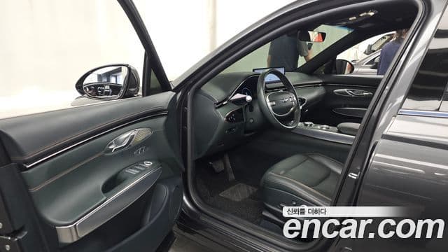 Genesis GV70 2021 — Şəkil 10/20