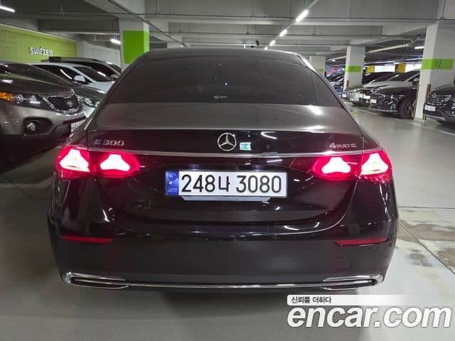 Mercedes-Benz E-Class 2024 — Şəkil 3/7