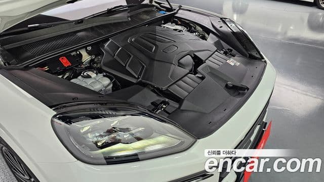 Porsche Cayenne 2025 — Şəkil 5/20