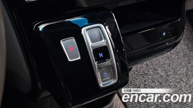 Hyundai Staria 2021 — Şəkil 9/20