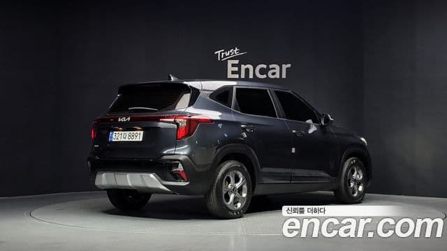 Kia Seltos 2024 — ფოტო 2/20