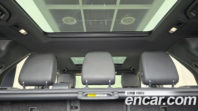 Land Rover Discovery 5 2020 — ფოტო 17/20