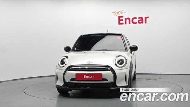 Mini Cooper 2023 — ფოტო 3/20