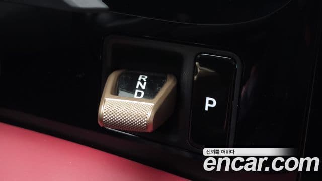 Porsche Taycan 2021 — Şəkil 17/36