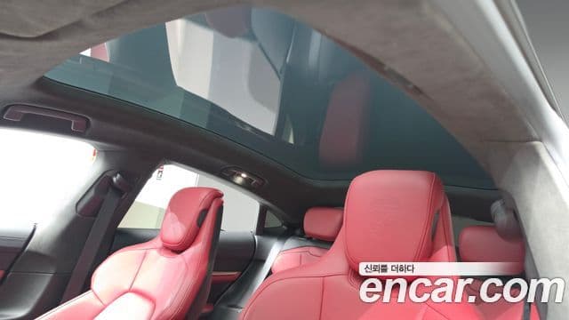 Porsche Taycan 2021 — Şəkil 21/36
