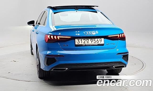 Audi A3 2022 — ფოტო 1/20