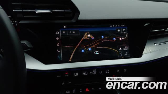 Audi A3 2022 — ფოტო 16/20