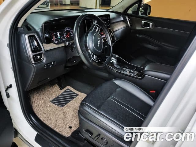 Kia Sorento 2021 — Фото 7/20