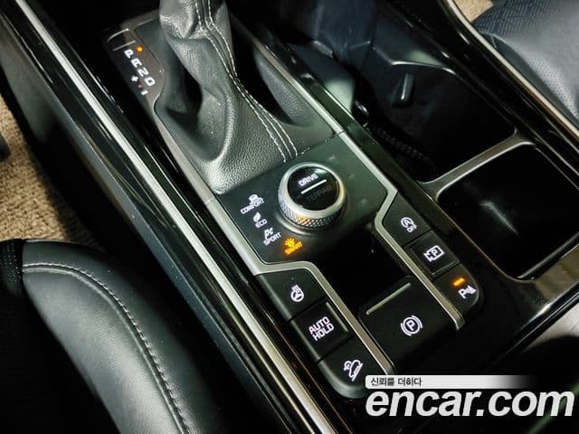 Kia Sorento 2021 — Фото 17/20
