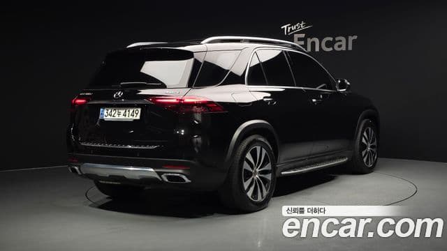 Mercedes-Benz GLE-Class 2023 — ფოტო 2/20