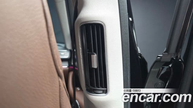 Mercedes-Benz GLE-Class 2023 — Photo 16/43