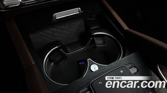 Mercedes-Benz GLE-Class 2023 — Photo 12/43