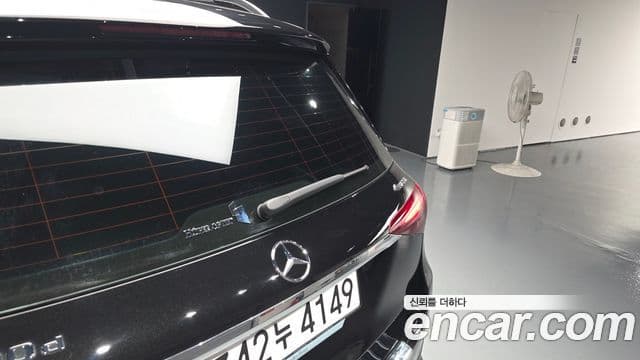 Mercedes-Benz GLE-Class 2023 — Photo 6/43