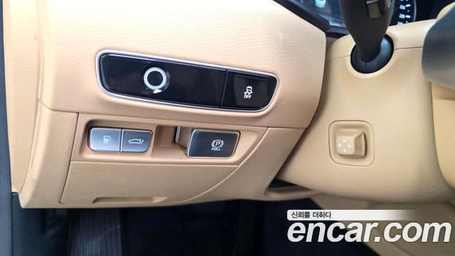 Kia The K9 2022 — Şəkil 19/20