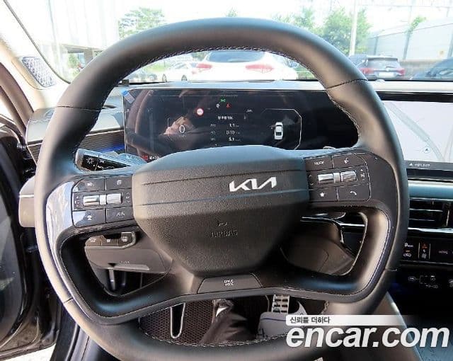 Kia K8 2025 — фото 7 из 20