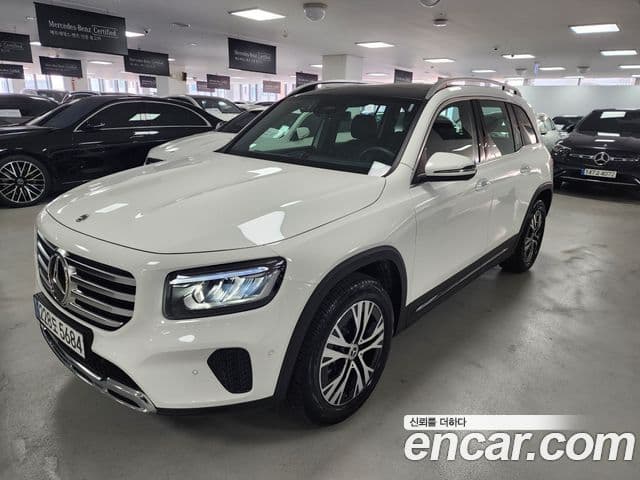 Mercedes-Benz GLB-Class 2025 — Şəkil 1/9