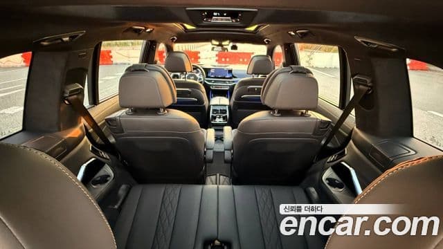 BMW X7 2023 — Şəkil 13/17