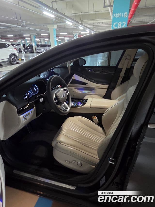 Genesis Electrified G80 2021 — Şəkil 7/12