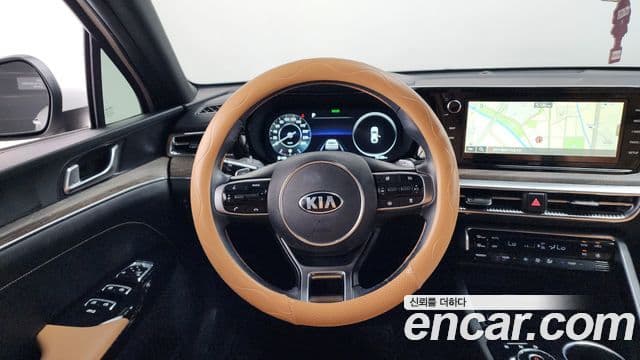 Kia K5 2021 — Şəkil 15/20